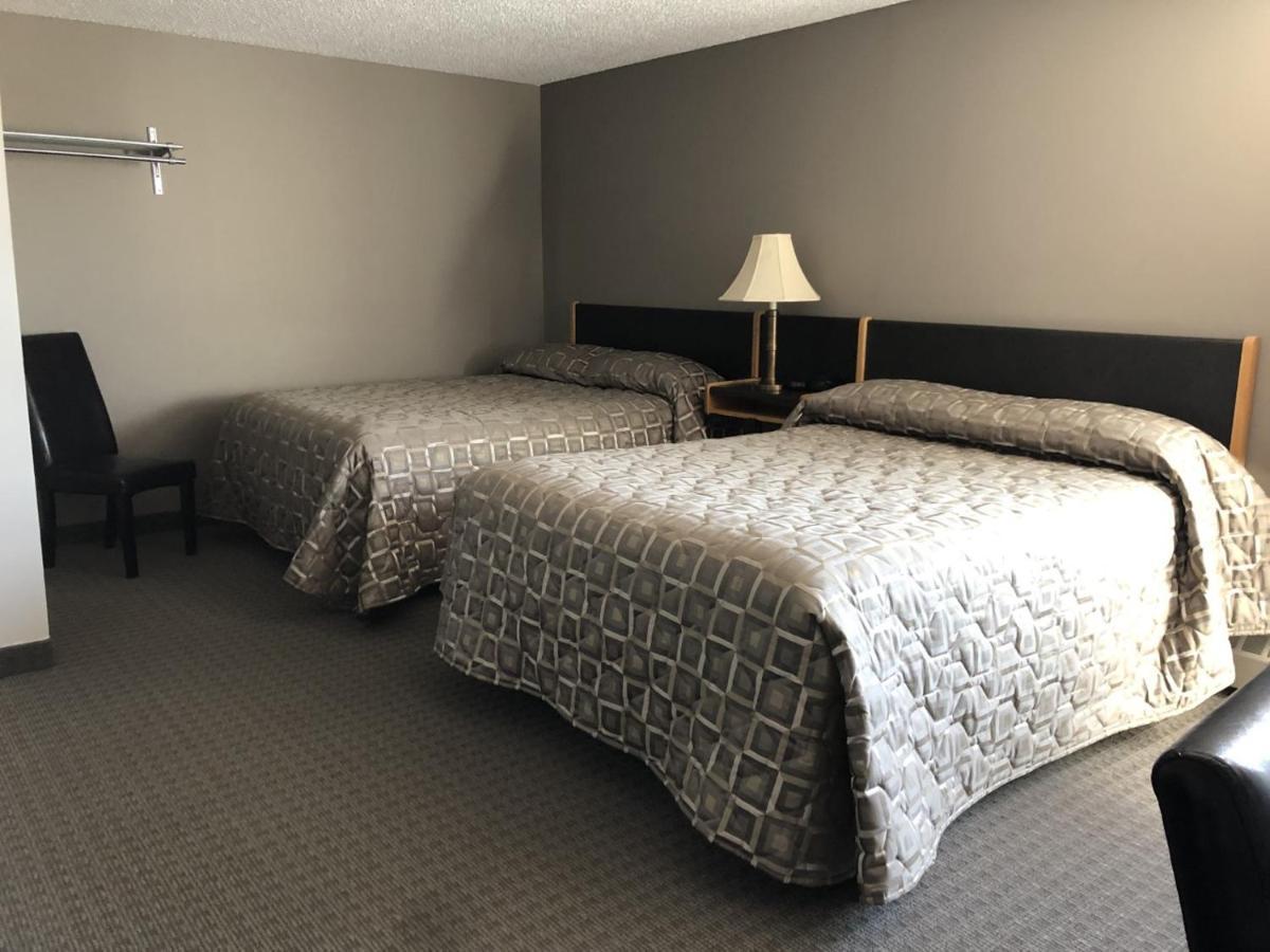Arbour Ridge Inn & Suites Kindersley Exterior foto